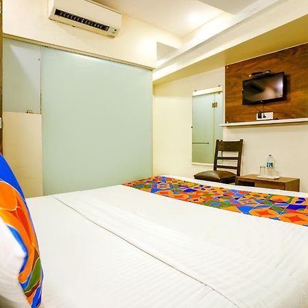Hotel Naivedhya By Kwality Inn Thane Bagian luar foto