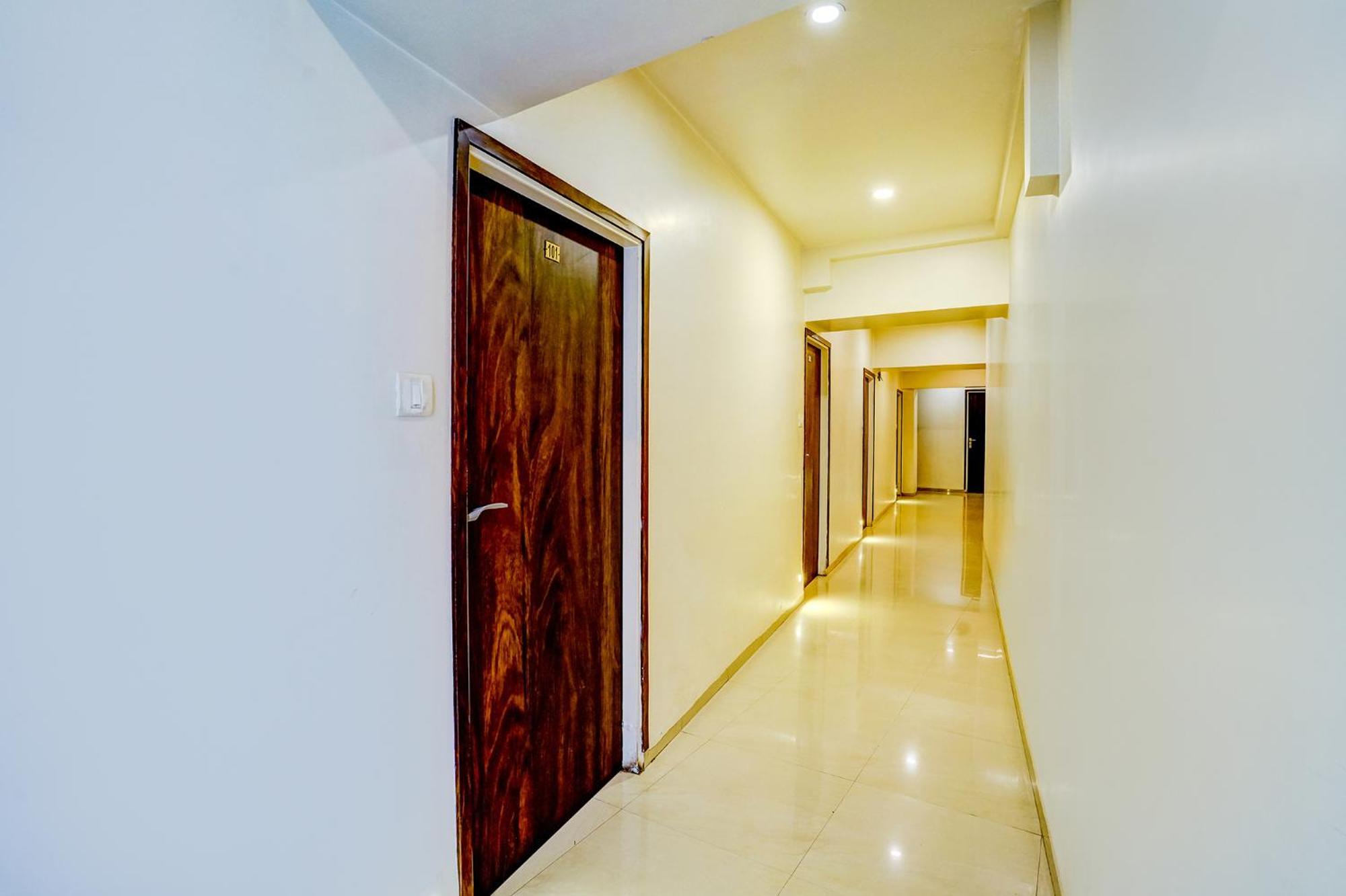 Hotel Naivedhya By Kwality Inn Thane Bagian luar foto