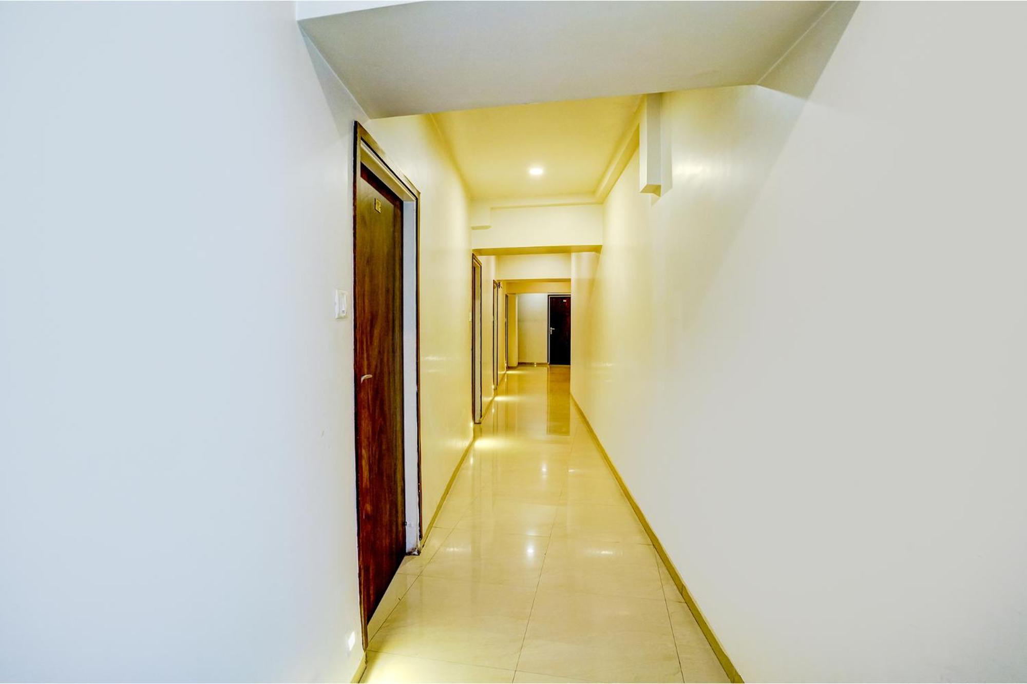 Hotel Naivedhya By Kwality Inn Thane Bagian luar foto