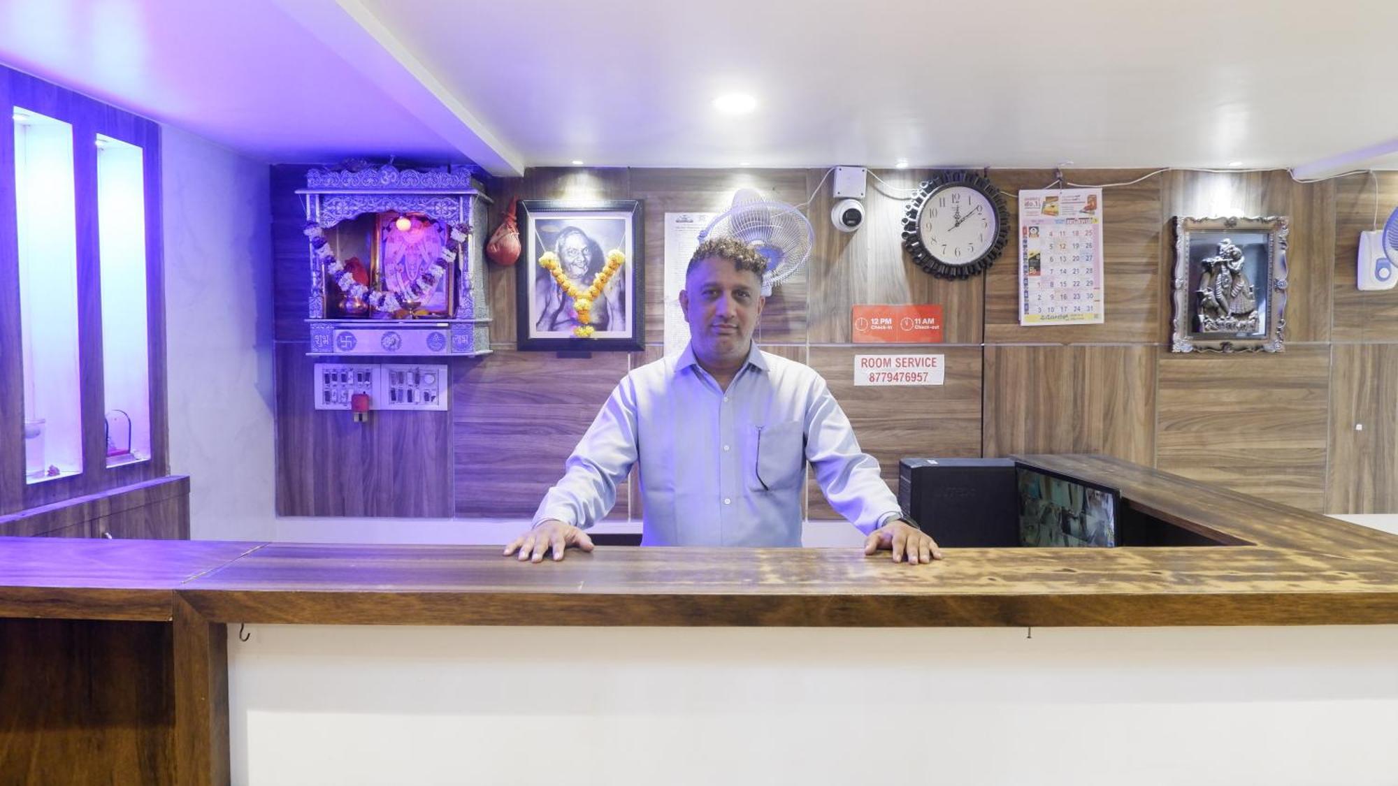 Hotel Naivedhya By Kwality Inn Thane Bagian luar foto